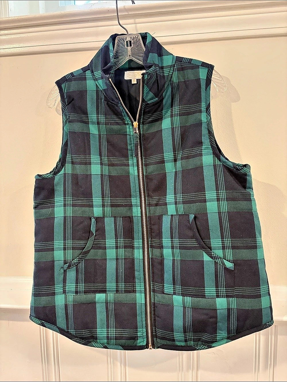 Mud Pie Plaid Vest in Green & Black Size Medium Like New
